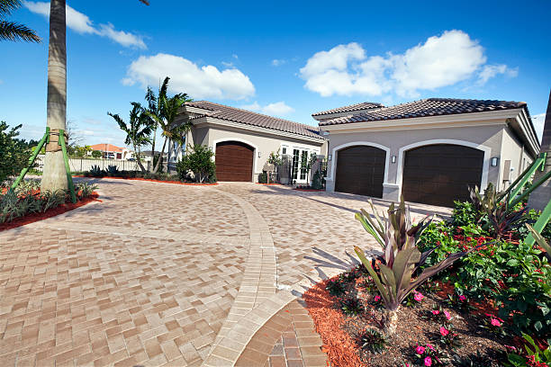 Best Permeable Paver Driveway  in Othello, WA